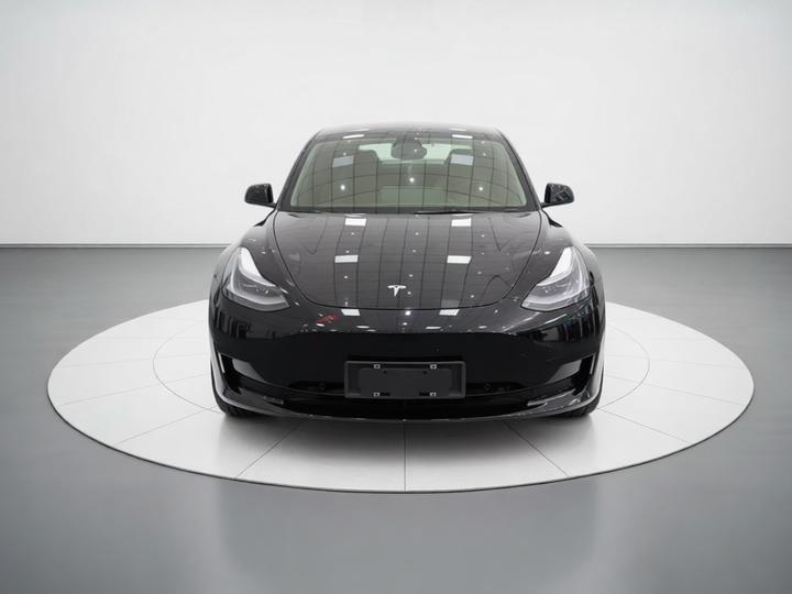 Model 3 2022 RWD photo 2