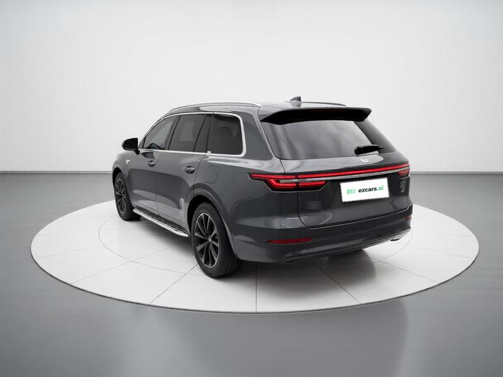 Li Auto ONE 2020 EREV 6-Seater photo 4