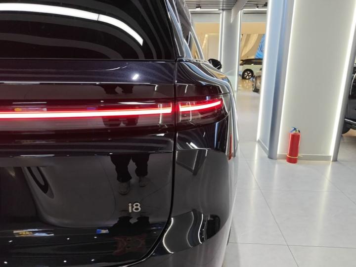 Li Auto i8 2025 Standard photo 7
