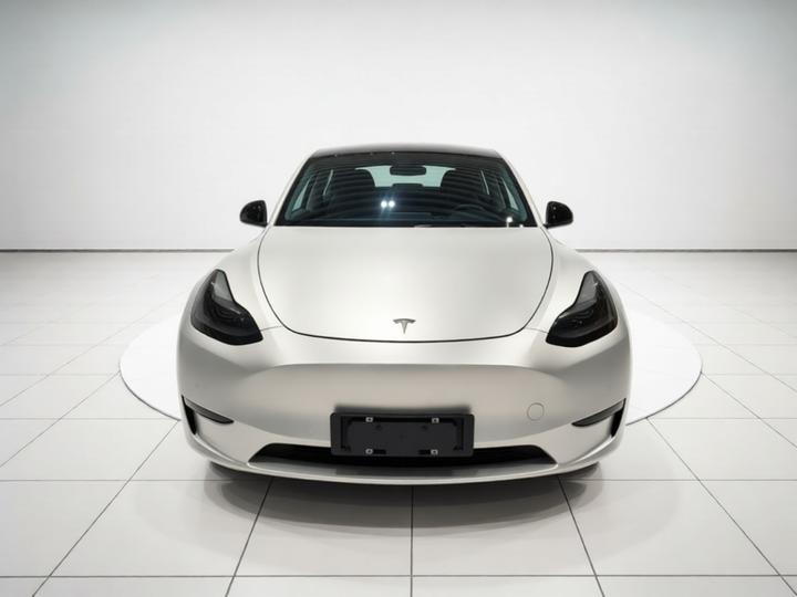 Model Y 2021 Standard Range RWD photo 2