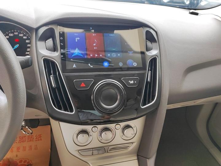 Focus 2012 Sedan 1.6L MT Comfort photo 8