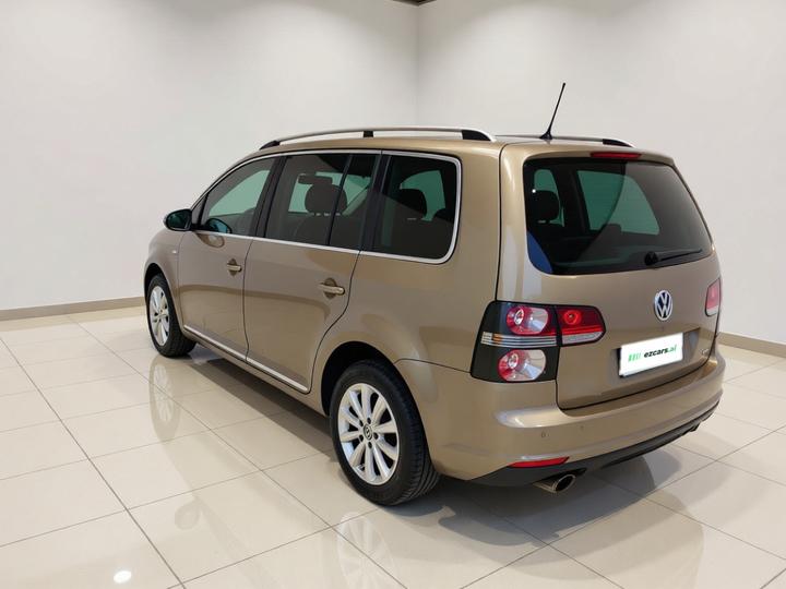 2015 1.4T DSG Flagship 5-Seater photo 4