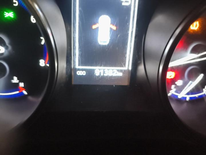 C-HR 2020 2.0L Leading photo 6
