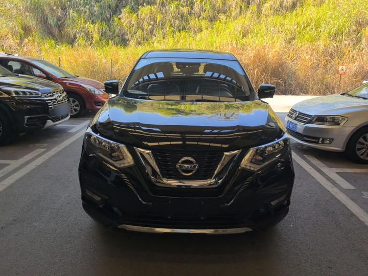 X-Trail 2021 2.0L CVT 2WD XL ITS Comfort Anniversary Edition photo 2