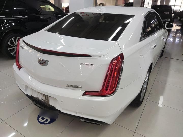 XTS 2018 28T Tech photo 6