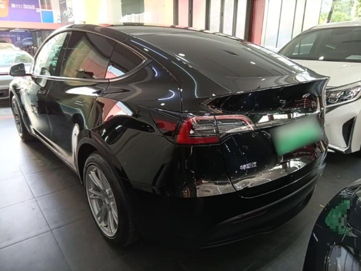 Model Y 2022 Facelift RWD photo 4