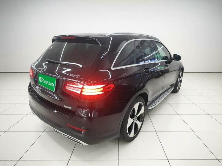 GLC 2018 Facelift GLC 300 4MATIC Dynamic photo 4
