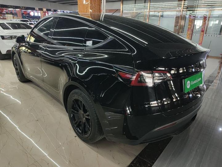 Model Y 2022 Facelift RWD photo 4