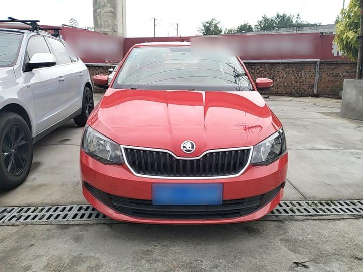 Fabia 2017 1.4L MT photo 2