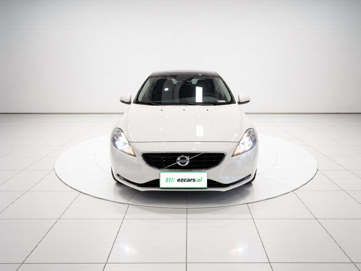 V40 2016 T3 photo 2