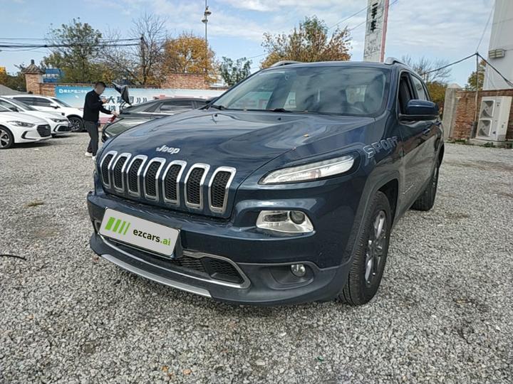 Cherokee 2020 2.0L RWD Classic Sport