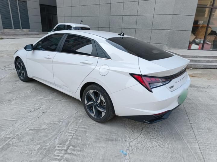 Elantra 2022 1.5L CVT GLX Elite photo 4