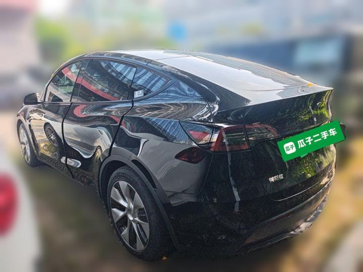 Model Y 2022 Facelift RWD photo 4