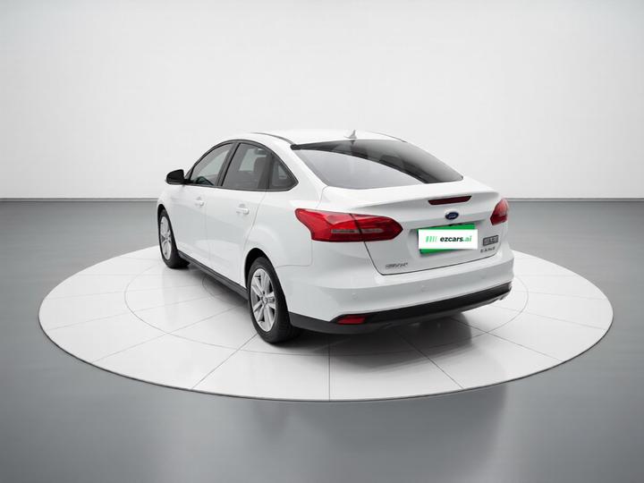 Focus 2017 Sedan 1.6L AT Fashion photo 4