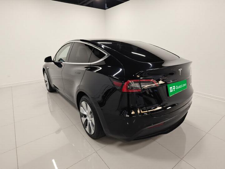 Model Y 2022 Facelift RWD photo 4