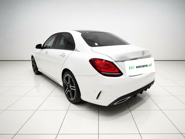 C-Class 2021 C 260 L Sport Starlight Edition photo 4