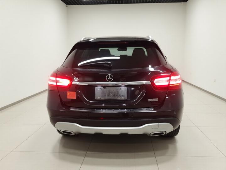 GLA 2017 GLA 200 Dynamic photo 3