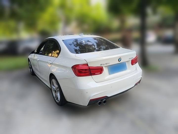 3 Series 2019 320i M Sport Package photo 4