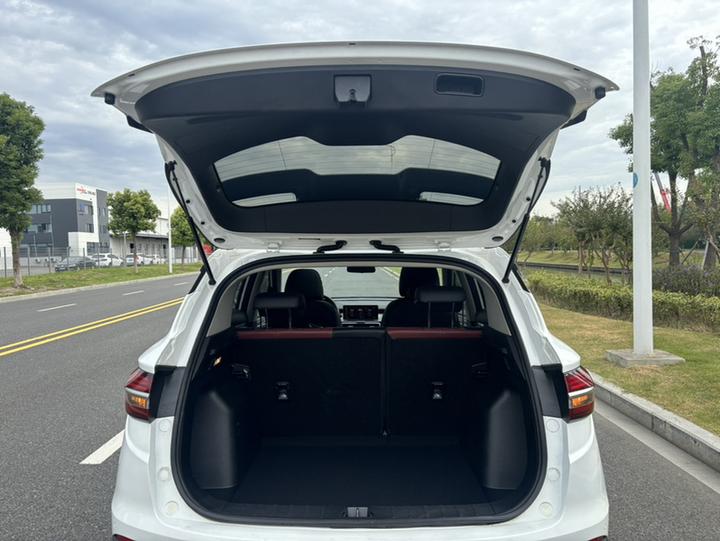 Binyue 2020 Facelift 240T DCT photo 8