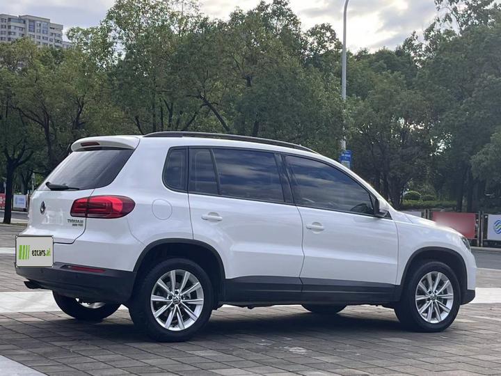 Tiguan 2016 280TSI AT RWD photo 4