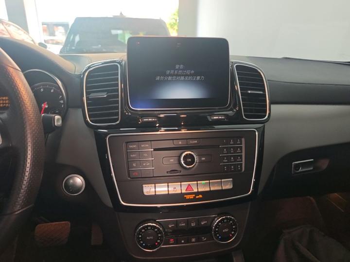 GLE Coupe 2018 GLE 320 4MATIC Coupe SUV photo 4