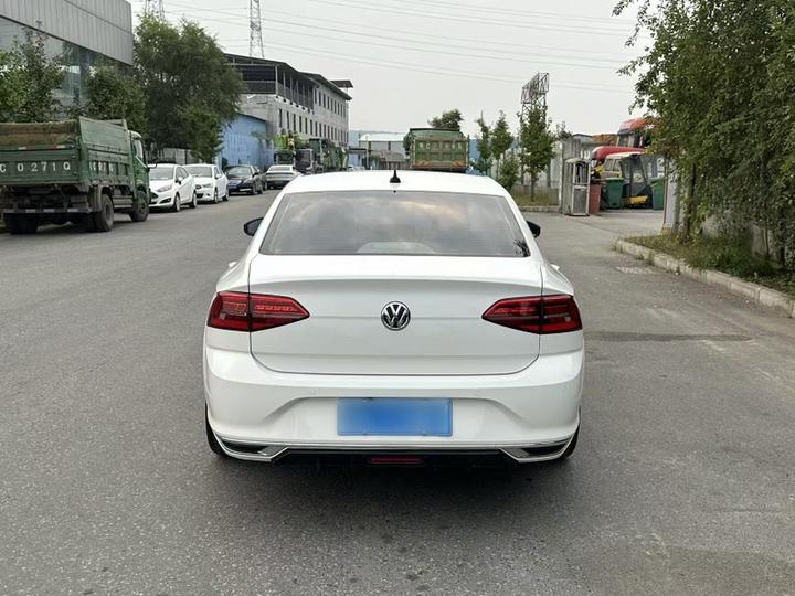 Lamando 2021 Facelift 280TSI DSG Comfort photo 5