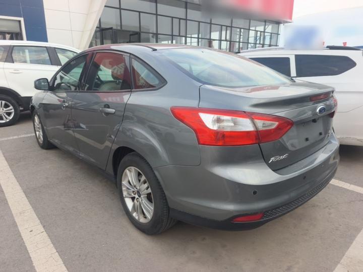 Focus 2012 Sedan 1.6L MT Comfort photo 4