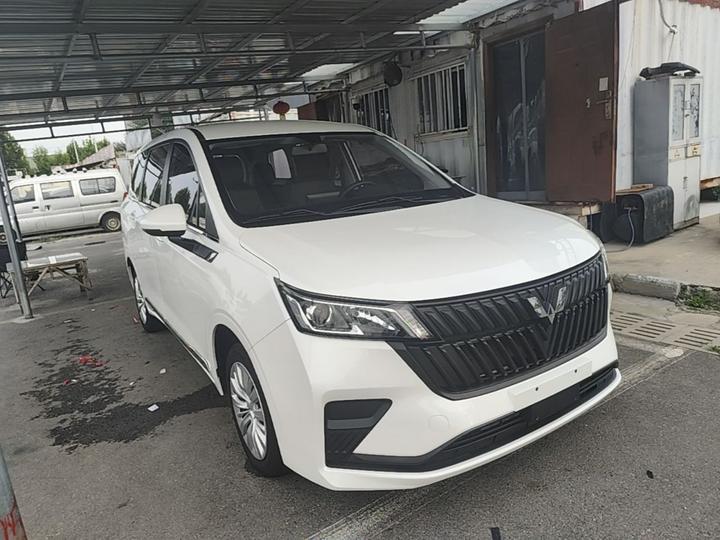 Wuling 2022 1.5L MT Elite photo 3
