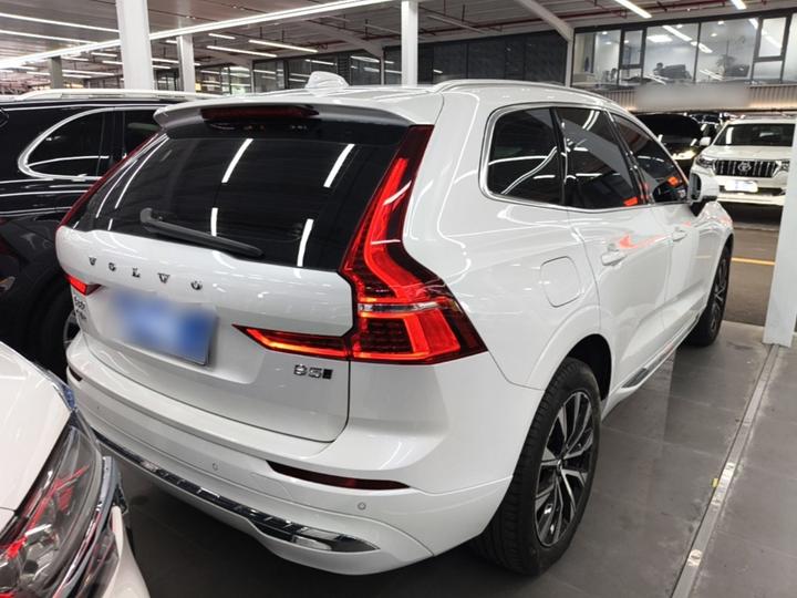 XC60 2023 B5 AWD Luxury photo 4