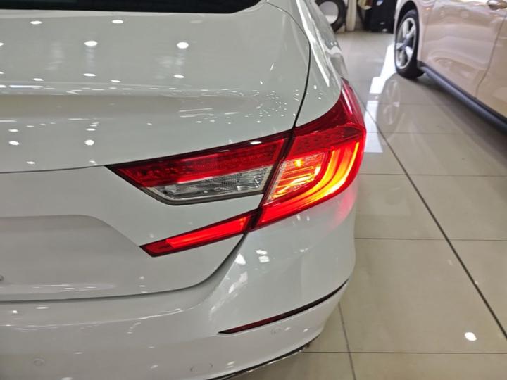 Accord 2018 260TURBO Elite China VI photo 7
