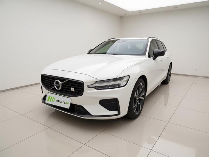 V60 2022 B5 Sport