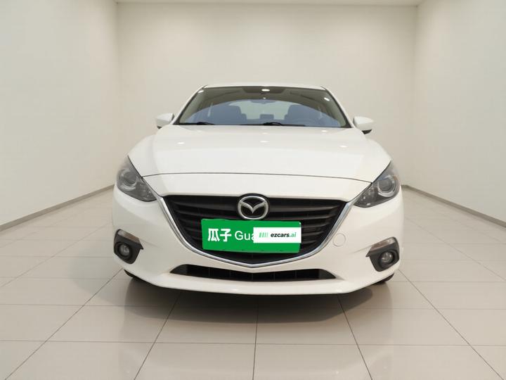 3 Axela 2016 Sedan 1.5L AT Comfort photo 2
