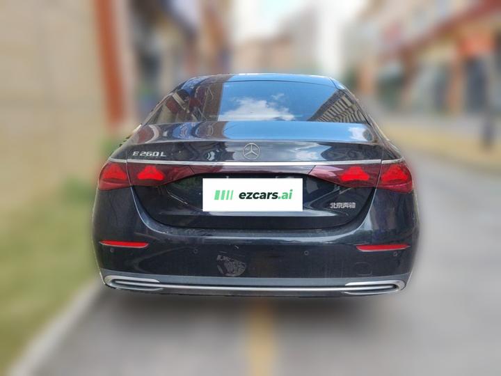 E-Class 2025 E 260 L photo 5