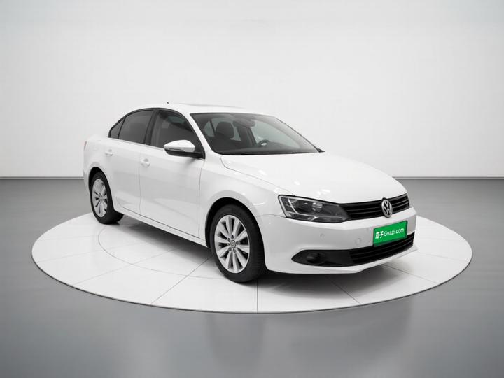 Sagitar 2014 Facelift 1.4TSI MT Luxury photo 3
