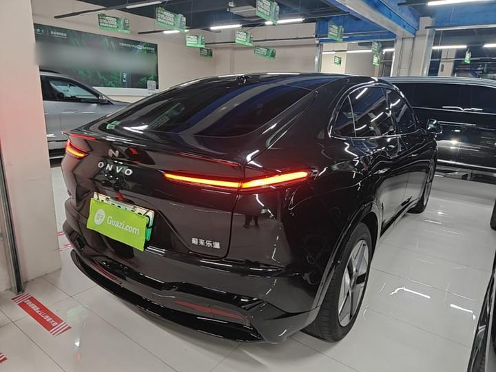 L60 2024 60kWh AWD photo 6