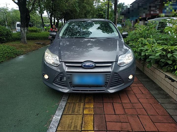 Focus 2012 Sedan 1.6L AT Comfort photo 2