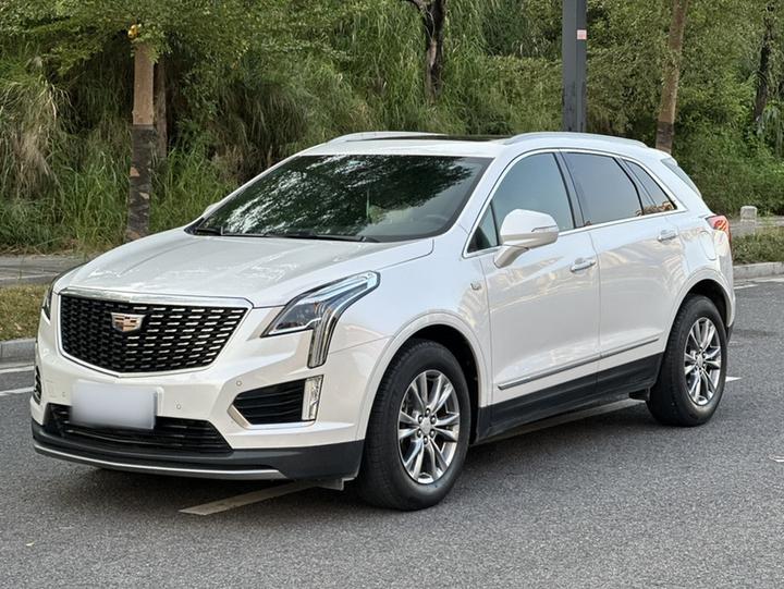 XT5 2020 28T Luxury
