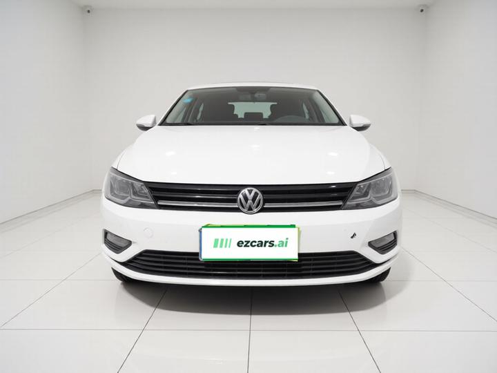 Lamando 2017 230TSI DSG photo 2