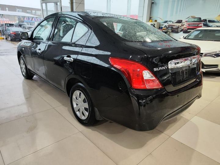 2015 1.5XE MT Comfort photo 4