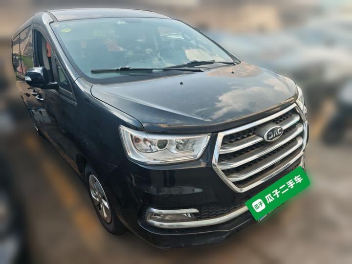 Refine M4 2016 2.0L MT Comfort photo 3