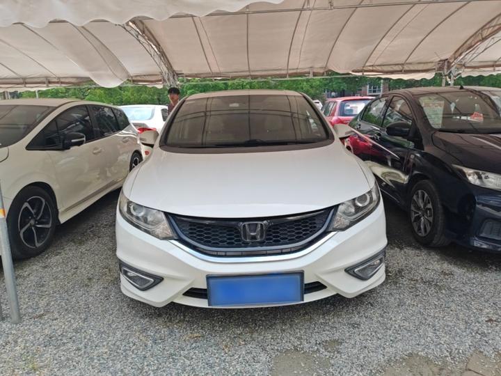 Jade 2014 1.8L AT Comfort Elite 5-Seater photo 2