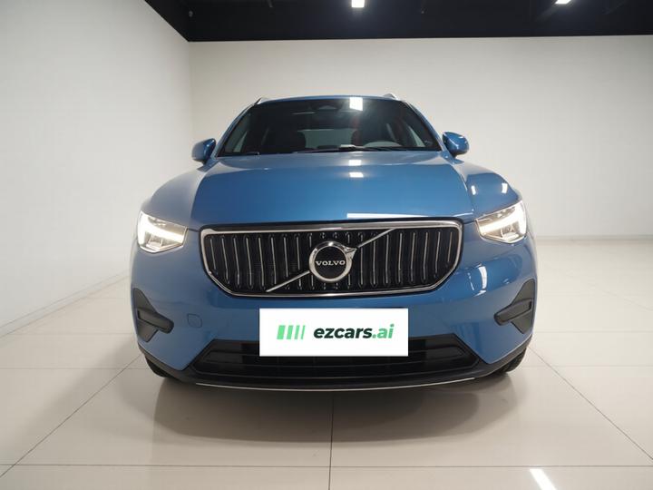 XC40 2024 B3 Luxury photo 2