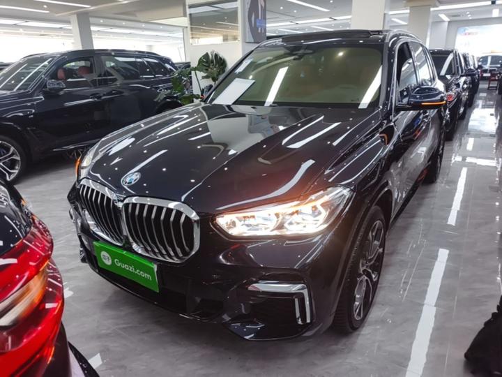 X5 2022 Facelift xDrive 40Li Exclusive M Sport Package photo 2