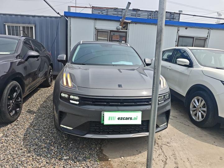 06 EM-P 2020 PHEV Plus photo 2