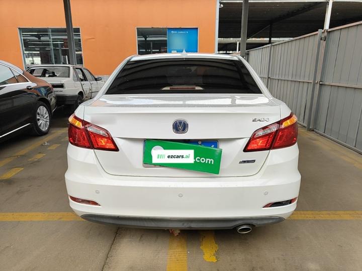 Eado 2016 1.6L MT photo 3