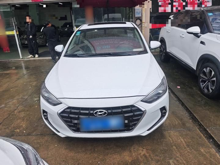 Elantra 2019 1.5L CVT Smart Elite photo 2