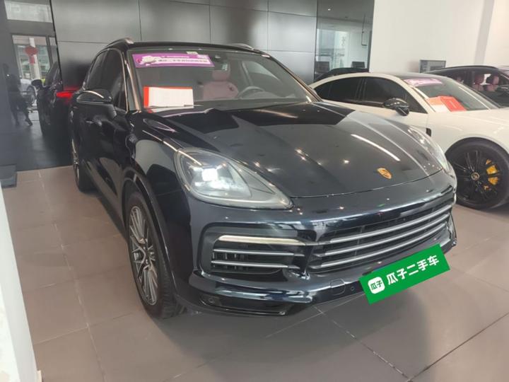 2019 Cayenne 3.0T photo 3