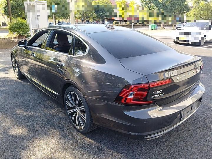 S90 2023 B5 Luxury photo 4