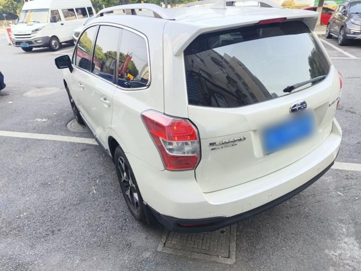 Forester 2015 2.0i Anniversary Edition photo 4