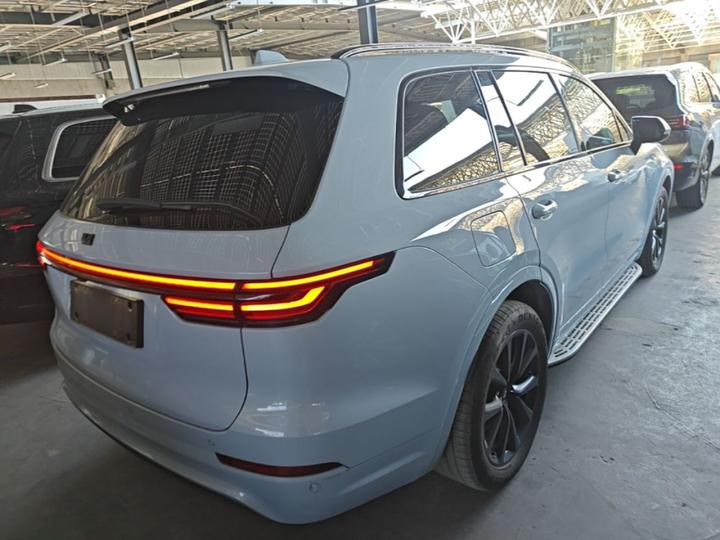 Li Auto ONE 2020 EREV 6-Seater photo 6